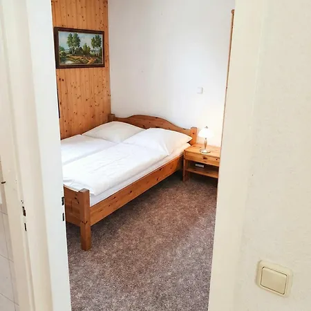 Ferienhaus Gruene Wiese 77 Gemuetlicher Ferienbungalow In Graal-Mueritz